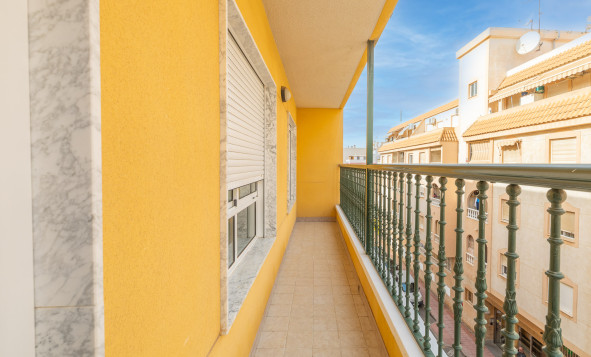 Resale - Apartment - Torrevieja