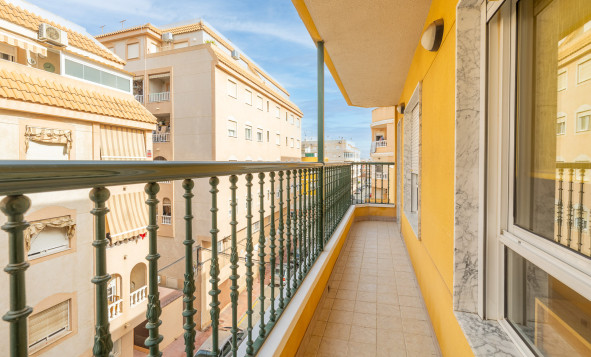 Resale - Apartment - Torrevieja