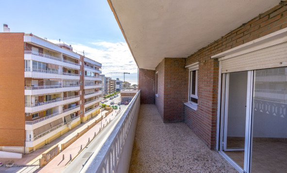 Resale - Apartment - Torrevieja - Orihuela Costa