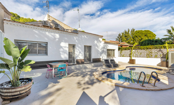 Herverkoop - 4. House - Detached Villa - Orihuela - Punta Prima