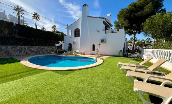 Herverkoop - 4. House - Detached Villa - Villamartin - Orihuela Costa