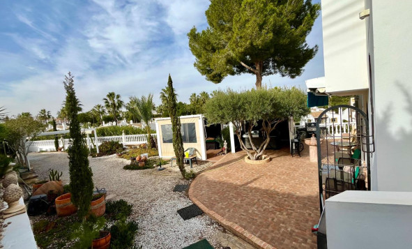 Herverkoop - 4. House - Detached Villa - Villamartin - Orihuela Costa