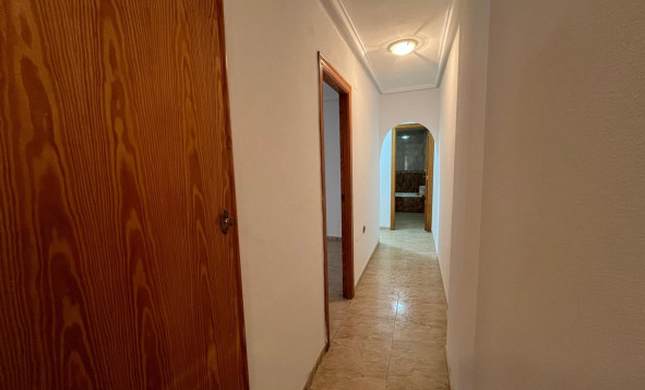 Resale - Apartment - Los Montesinos - Torrevieja