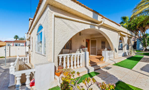 Resale - Villa - Ciudad Quesada - Rojales