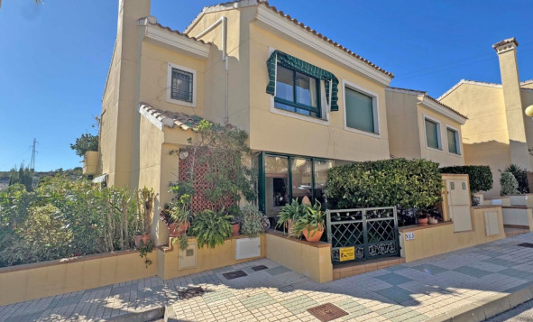 Herverkoop - 3. Semi - Detached Villa - Orihuela Costa - Lomas de Campoamor