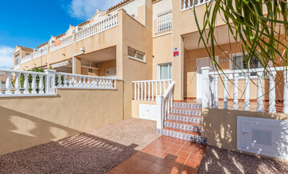 Resale - Apartment - Punta Prima - Orihuela Costa