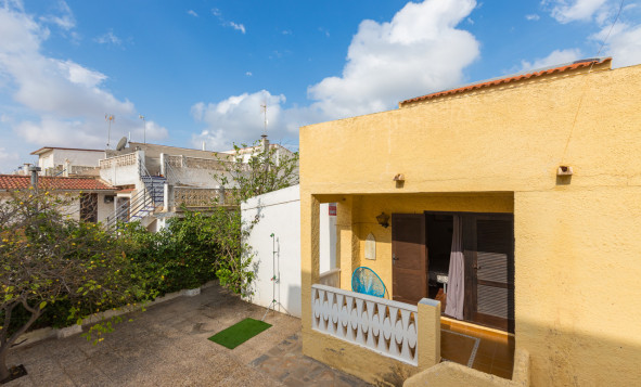 Herverkoop - 3. Semi - Detached Villa - Lomas de Cabo Roig - Orihuela Costa