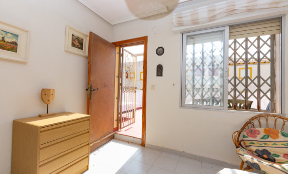 Herverkoop - 3. Semi - Detached Villa - Lomas de Cabo Roig - Orihuela Costa