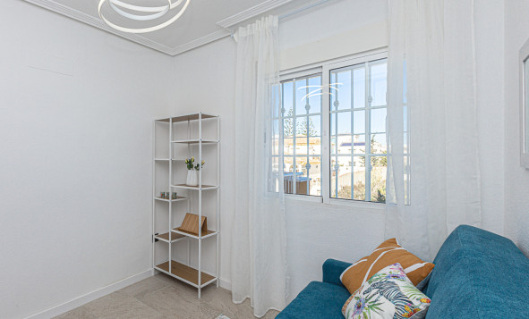 Herverkoop - 2. Town house - La Zenia - Orihuela Costa