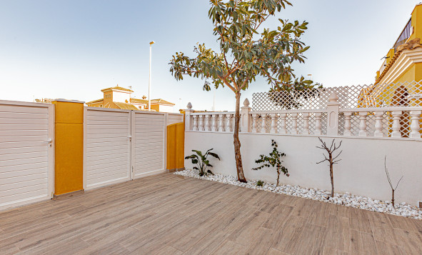 Herverkoop - 2. Town house - La Zenia - Orihuela Costa