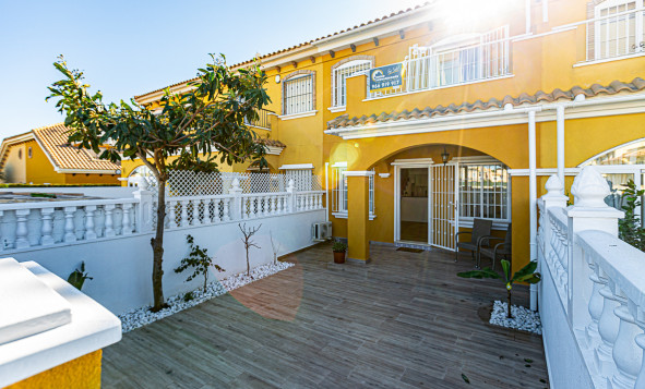 Herverkoop - 2. Town house - La Zenia - Orihuela Costa