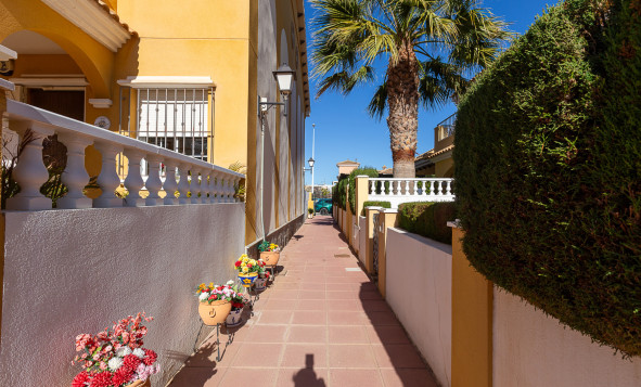 Herverkoop - 2. Town house - La Zenia - Orihuela Costa