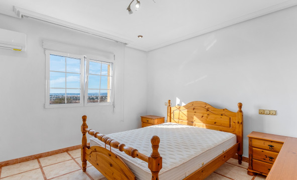 Herverkoop - 3. Halfvrijstaand huis - Torrevieja - Costa Blanca Zuid