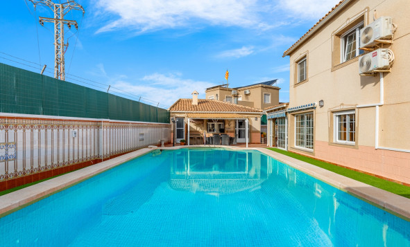 Herverkoop - 3. Halfvrijstaand huis - Torrevieja - Costa Blanca Zuid