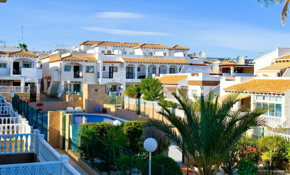 Reventa - 2. Town house - Punta Prima - Orihuela Costa