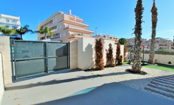 Reventa - 2. Town house - Villamartin - Orihuela Costa