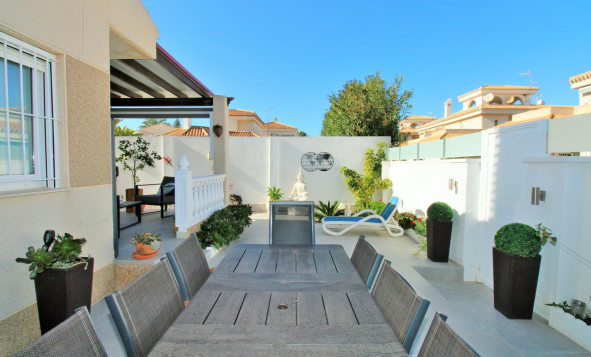 Reventa - 4. House - Detached Villa - Playa Flamenca - Orihuela Costa