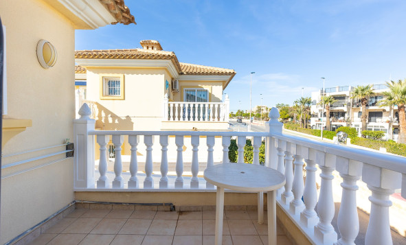 Reventa - 3. Semi - Detached Villa - La Mata - Torrevieja