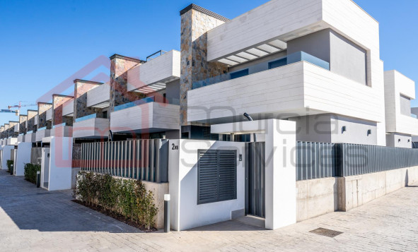 Reventa - 4. House - Detached Villa - Santa Rosalia - Los Alcazares