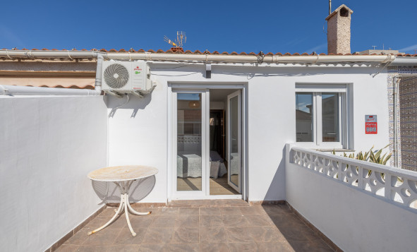 Herverkoop - 4. House - Detached Villa - Torrevieja