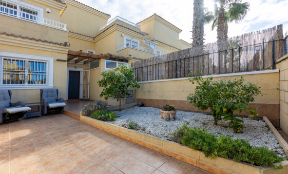 Reventa - 2. Town house - Los Altos - Orihuela Costa