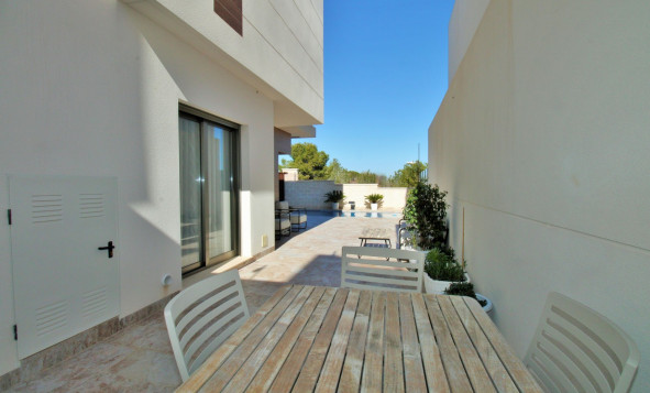 Reventa - 4. House - Detached Villa - Villamartin - Orihuela Costa