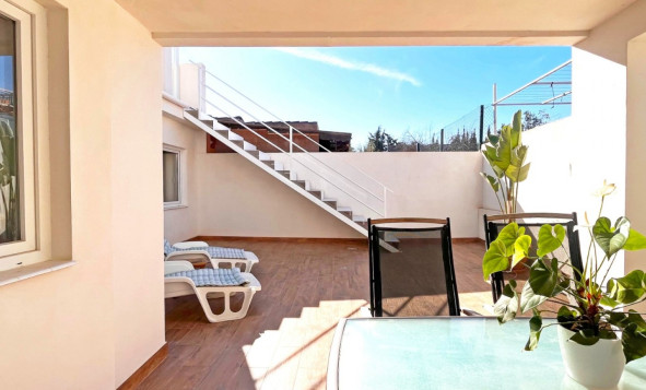 Resale - 4. House - Detached Villa - Torrevieja - Orihuela Costa