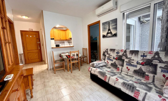 Resale - 1. Apartment / flat - Torrevieja