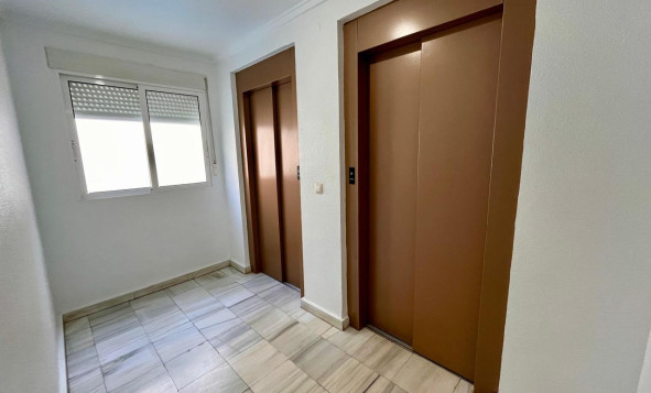 Resale - 1. Apartment / flat - Torrevieja