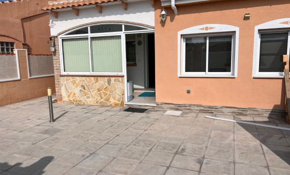 Resale - 2. Town house - Torrevieja