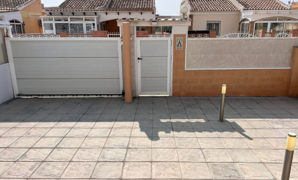 Resale - 2. Town house - Torrevieja