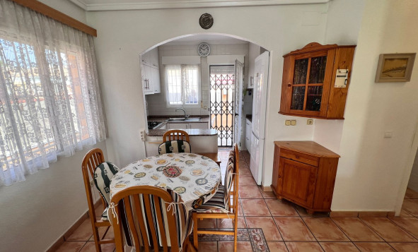 Resale - 2. Town house - Torrevieja