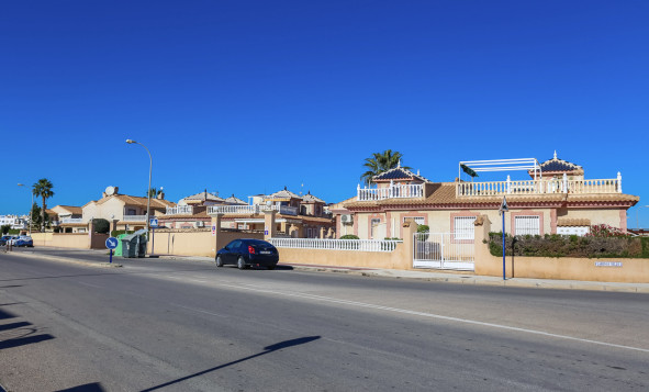 Reventa - 4. House - Detached Villa - Playa Flamenca - Orihuela Costa