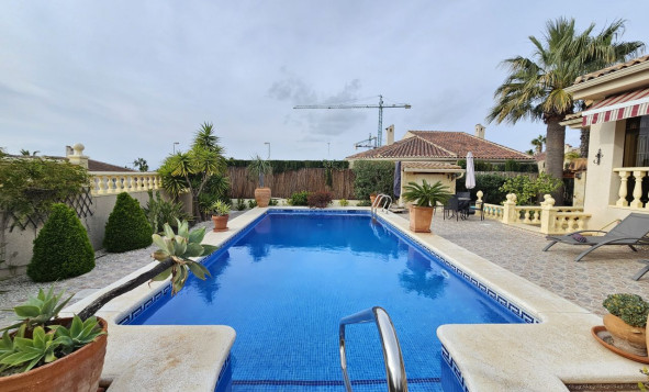 Herverkoop - 4. House - Detached Villa - Rojales