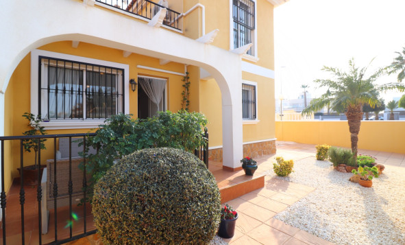 Resale - 3. Semi - Detached Villa - Ciudad Quesada - Lo Marabu