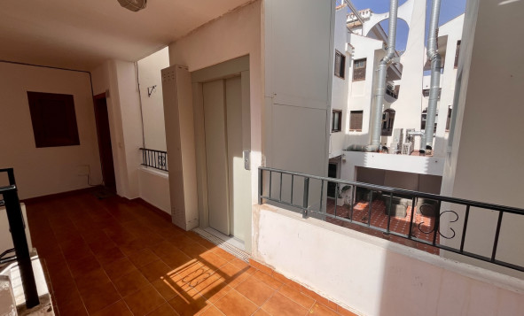 Resale - 1. Apartment / flat - Villamartin - Orihuela Costa