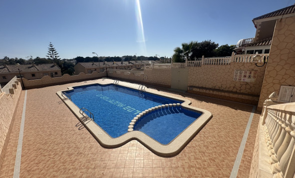 Herverkoop - 4. House - Detached Villa - Punta Prima - Orihuela Costa