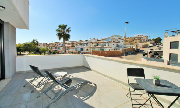 Resale - 4. House - Detached Villa - Villamartin - Orihuela Costa