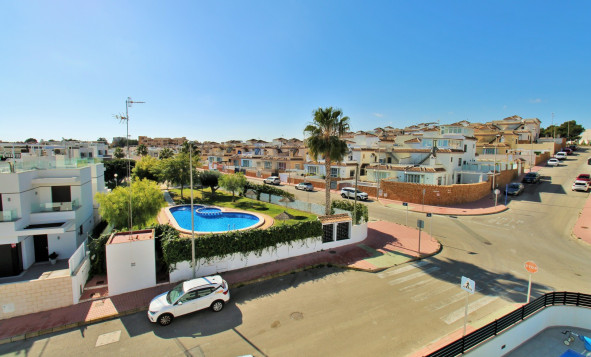 Resale - 4. House - Detached Villa - Villamartin - Orihuela Costa