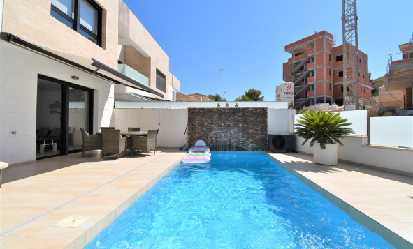 Herverkoop - Villa - Orihuela Costa