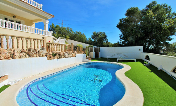 Resale - 4. House - Detached Villa - Villamartin - Orihuela Costa