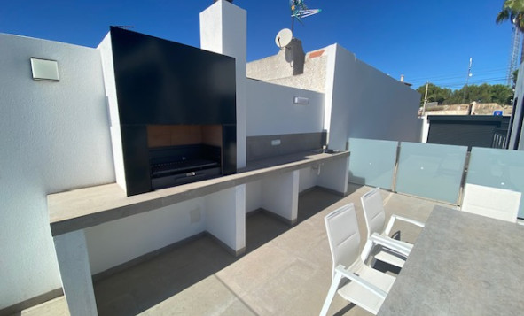 Resale - 4. House - Detached Villa - Los Balcones - Los Altos