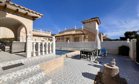 Resale - 4. House - Detached Villa - Cabo Roig - Orihuela Costa