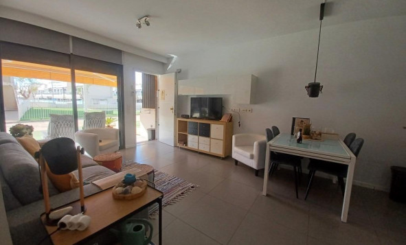 Reventa - 1. Apartment / flat - Pilar de la Horadada - Pueblo Latino