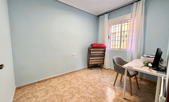 Resale - 2. Town house - Villamartin - Orihuela Costa