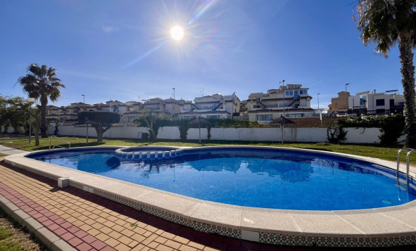 Resale - 2. Town house - Villamartin - Orihuela Costa