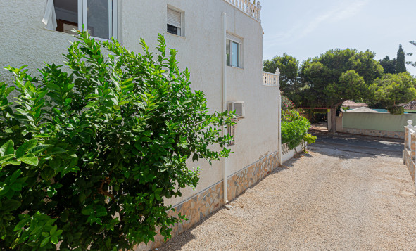 Resale - 2. Town house - La Zenia - Orihuela Costa