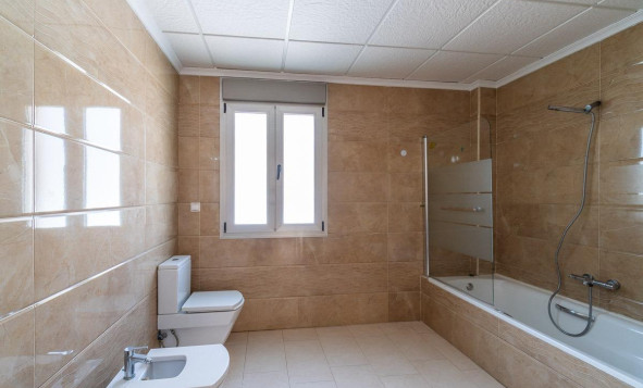 Reventa - 4. House - Detached Villa - Torrevieja - Aguas nuevas 2