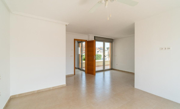 Reventa - 4. House - Detached Villa - Torrevieja - Aguas nuevas 2