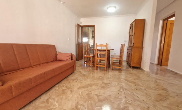 Resale - 2. Town house - Torrevieja - Orihuela Costa